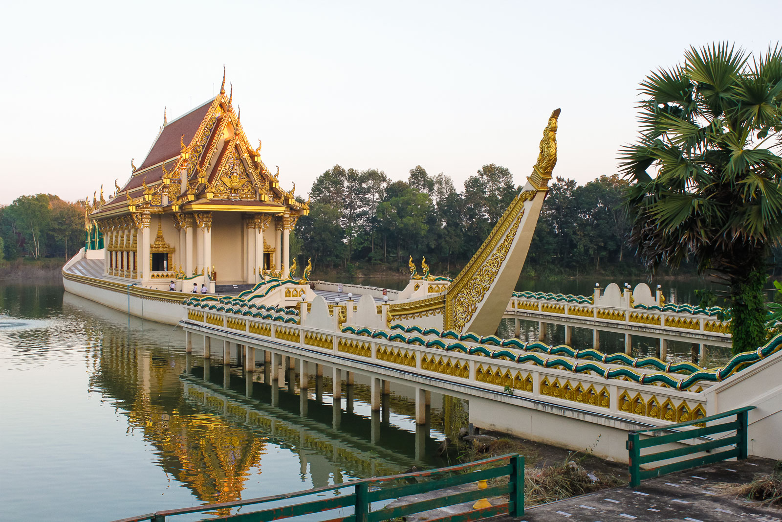 ubon ratchathani Wat Sa Prasan Suk Wat Ban Na Mueang