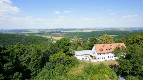 aussicht von der burgruine lauenburg harz wandern